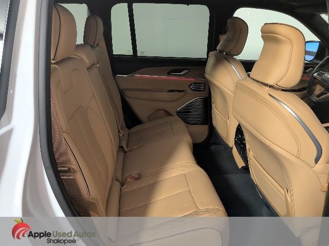 2024 Jeep Grand Cherokee Summit