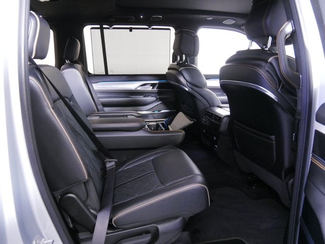 2023 Jeep Grand Wagoneer Series III