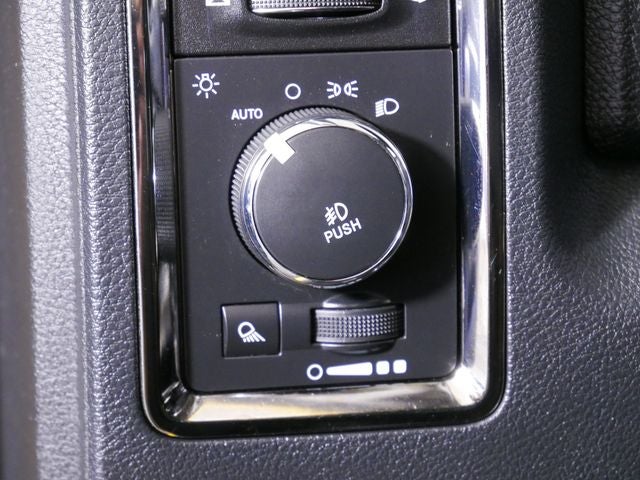 2016 RAM 1500 Sport
