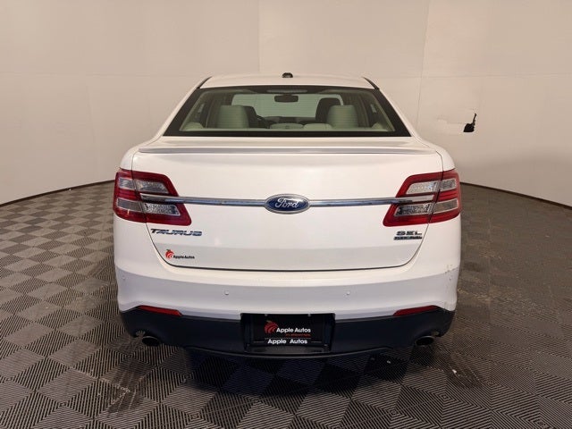 2013 Ford Taurus SEL