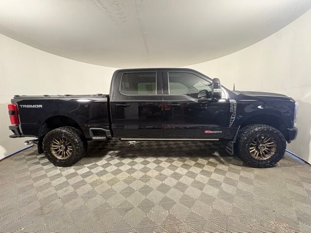 2025 Ford F-350SD Platinum