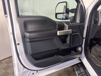 2022 Ford F-350SD Lariat