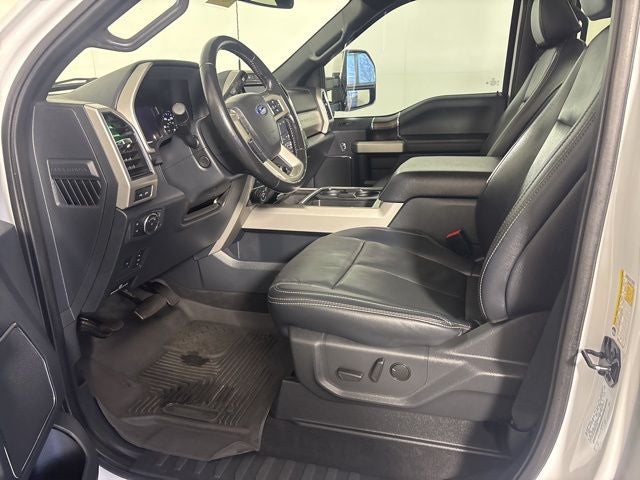 2022 Ford F-350SD Lariat