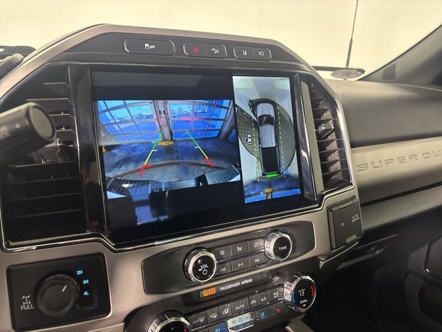2022 Ford F-350SD Lariat