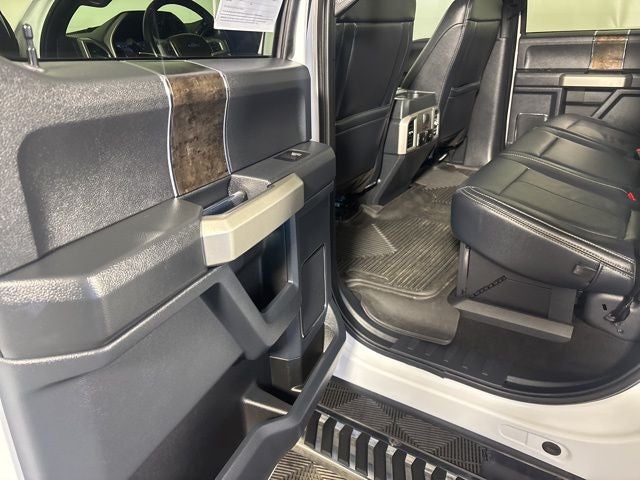 2022 Ford F-350SD Lariat