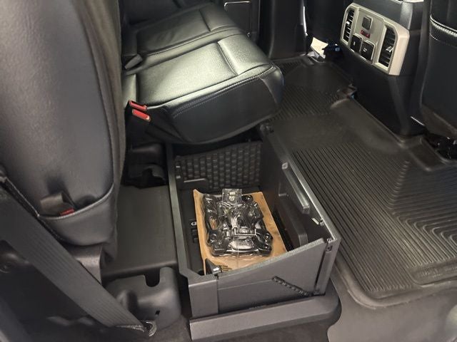 2022 Ford F-350SD Lariat