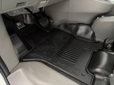 2020 Nissan NV2500 HD SV