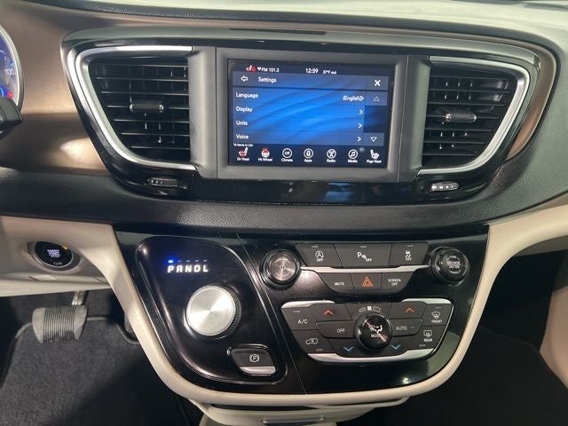 2019 Chrysler Pacifica Touring L