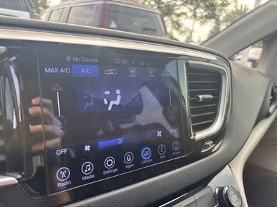 2017 Chrysler Pacifica Touring