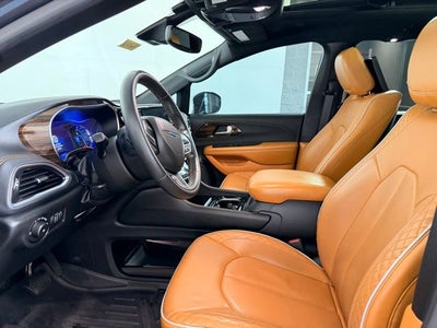 2021 Chrysler Pacifica Hybrid Pinnacle