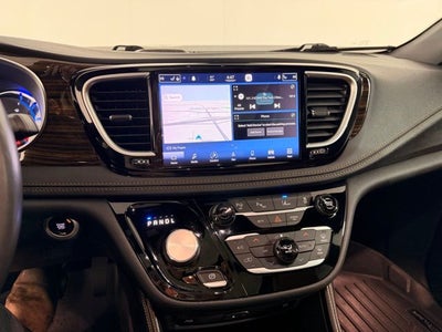 2021 Chrysler Pacifica Hybrid Pinnacle