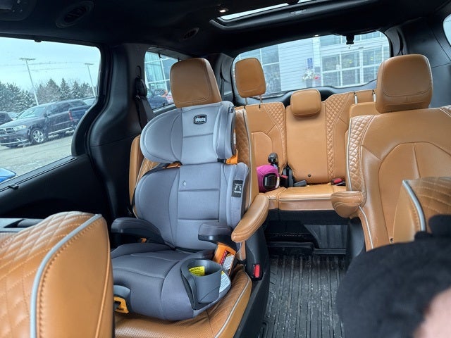 2021 Chrysler Pacifica Hybrid Pinnacle