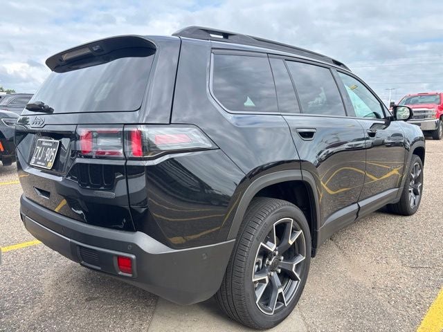 2026 Jeep Cherokee Overland