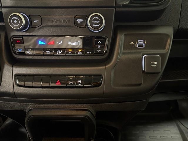 2023 RAM ProMaster 1500 Low Roof 136 WB
