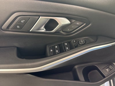 2025 BMW 3 Series 330i xDrive