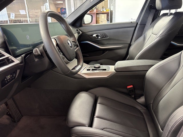 2025 BMW 3 Series 330i xDrive