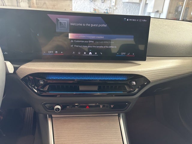 2025 BMW 3 Series 330i xDrive