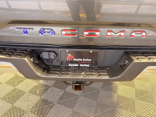 2022 Toyota Tacoma TRD Off-Road V6