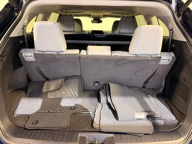 2024 Toyota Highlander Hybrid XLE