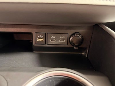 2024 Toyota Highlander Hybrid XLE
