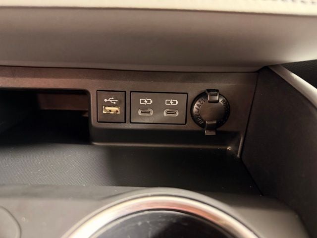 2024 Toyota Highlander Hybrid XLE