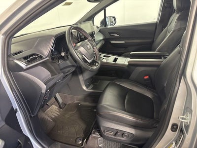 2022 Toyota Sienna XSE 7 Passenger