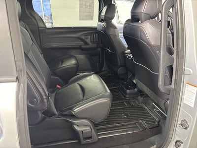 2022 Toyota Sienna XSE 7 Passenger