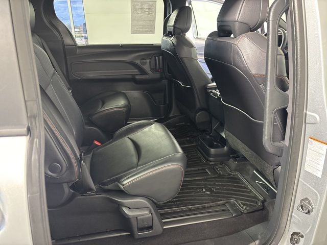 2022 Toyota Sienna XSE 7 Passenger