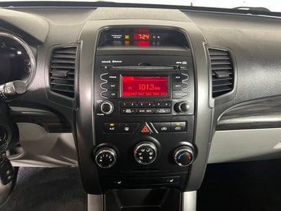 2011 Kia Sorento LX