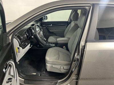 2011 Kia Sorento LX