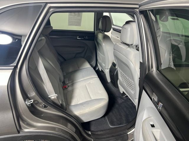 2011 Kia Sorento LX