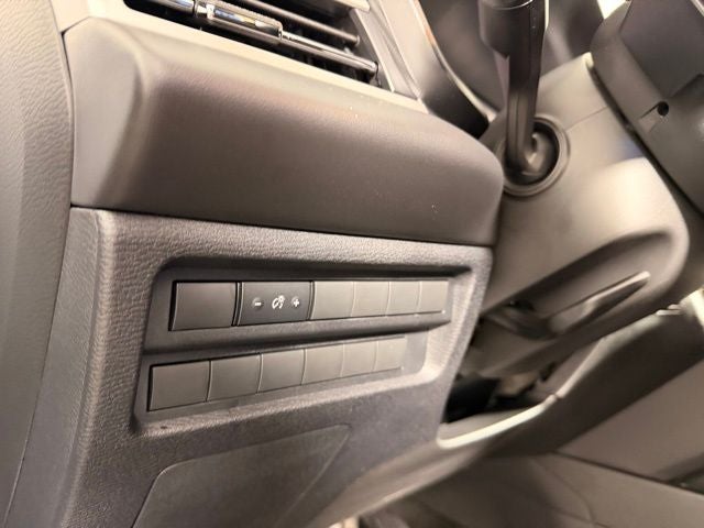 2024 Mitsubishi Outlander ES