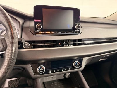 2024 Mitsubishi Outlander ES