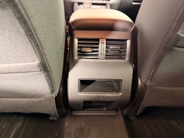 2024 Mitsubishi Outlander ES