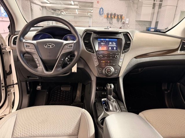 2018 Hyundai Santa Fe SE