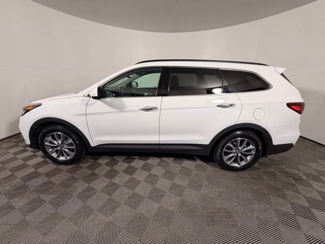 2018 Hyundai Santa Fe SE