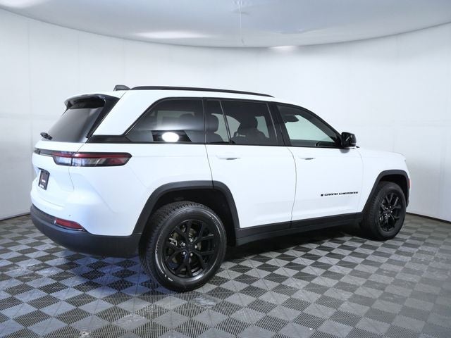 2024 Jeep Grand Cherokee Altitude