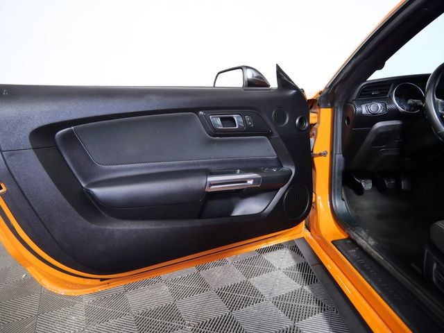 2021 Ford Mustang EcoBoost