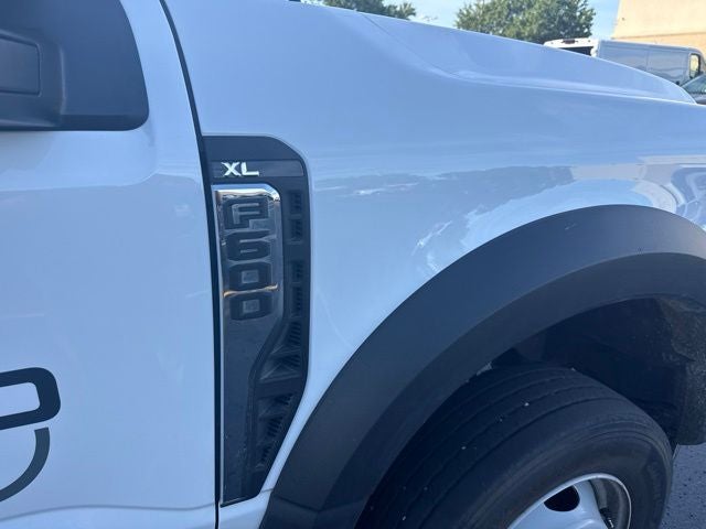 2023 Ford F-600SD XL