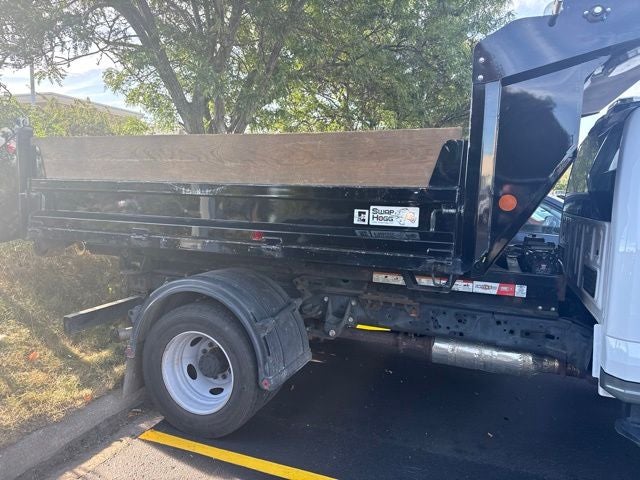 2023 Ford F-600SD XL