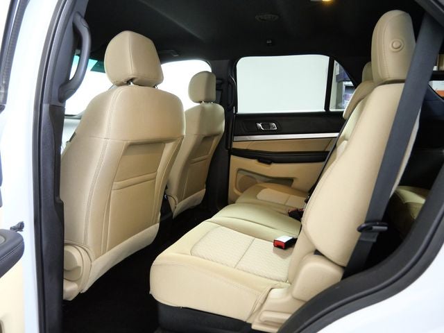 2017 Ford Explorer Base