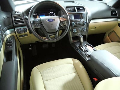 2017 Ford Explorer Base