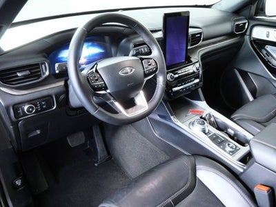 2023 Ford Explorer Platinum