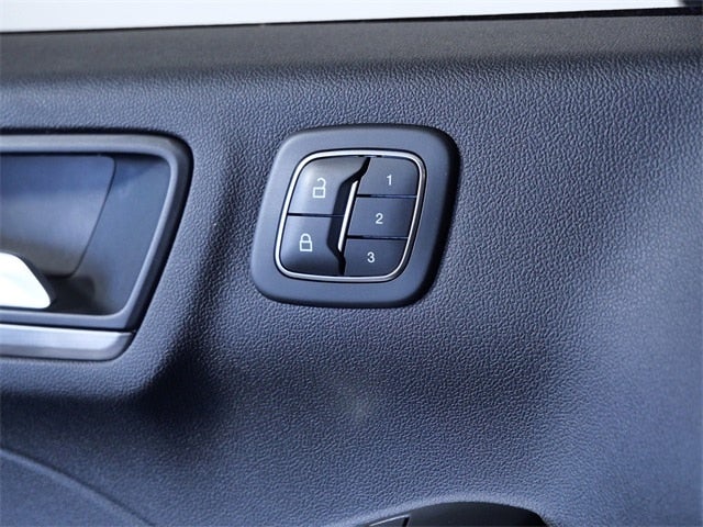 2022 Ford Escape Plug-In Hybrid Titanium