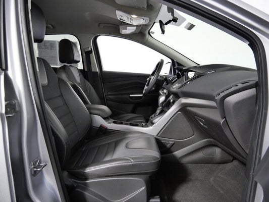 2016 Ford Escape SE in Shakopee, MN - Apple Used Autos Shakopee