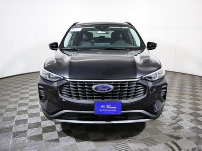 2025 Ford Escape Platinum