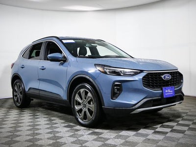 2025 Ford Escape Platinum