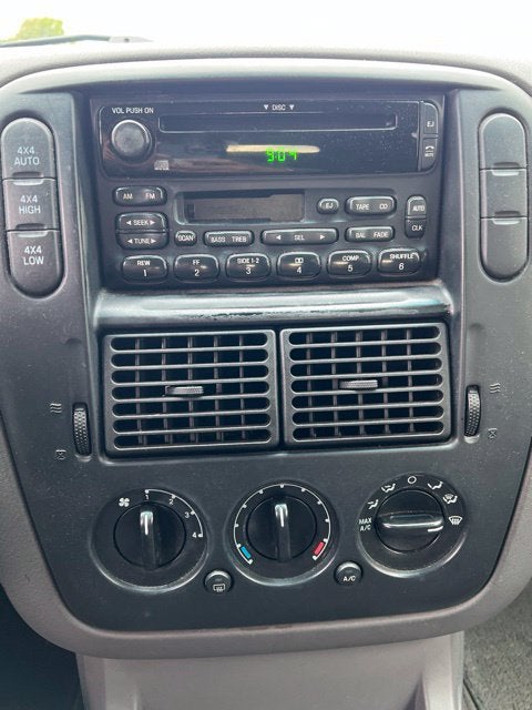 2002 Ford Explorer XLT 114 WB