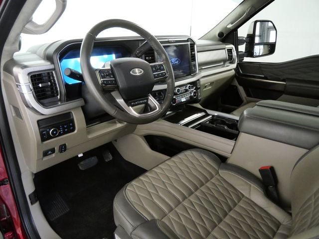 2025 Ford F-250SD Platinum