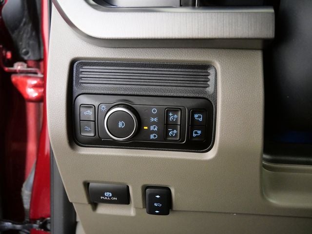 2025 Ford F-250SD Platinum